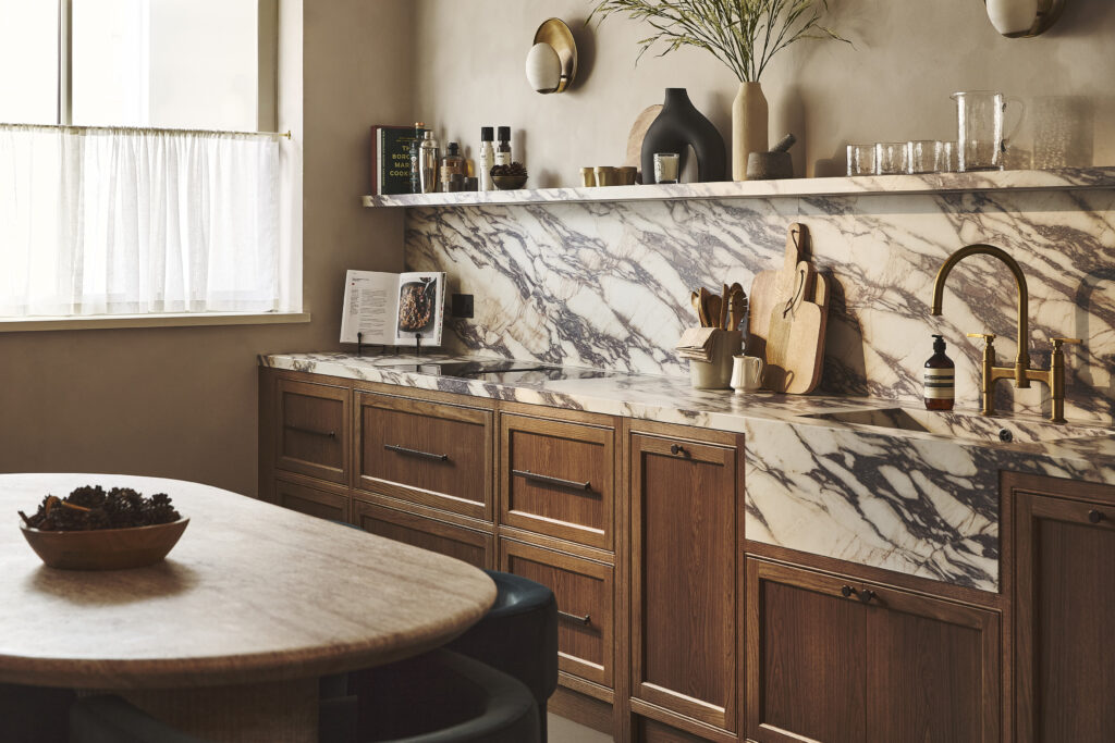 Rethinking the Kitchen Island: Cor Domi in Livingetc